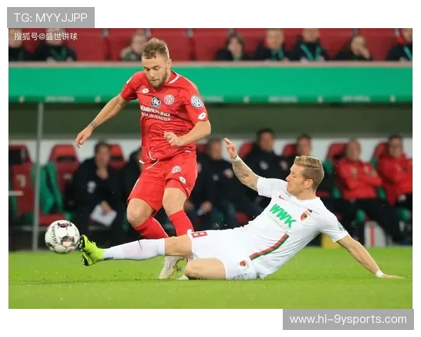 奥格斯堡俱乐部最新动态解析及未来赛季展望 奥格斯堡俱乐部最新动态解析及未来赛季展望